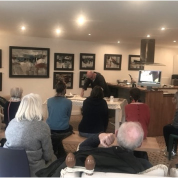 Pete Monaghan Demonstration at Hadfield Fine Art, November 2021